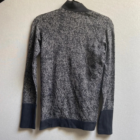 Lululemon Athletica mock neck 1/3 zip pull over long sleeve running shirt Sz 6 - Picture 6 of 13